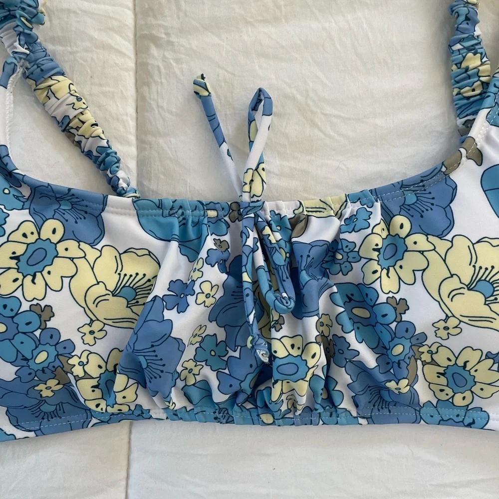 never worn bikini - Picture 2 of 4